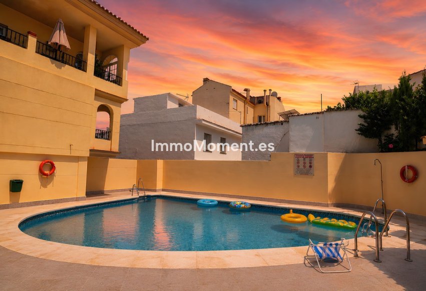 Resale - Apartment - Fuengirola - Fuengirola Centro