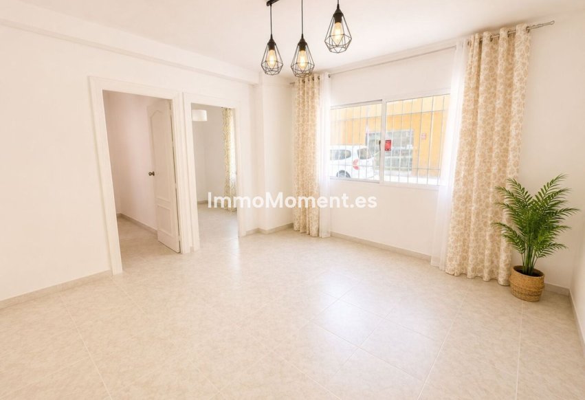 Resale - Apartment - Fuengirola - Fuengirola Centro
