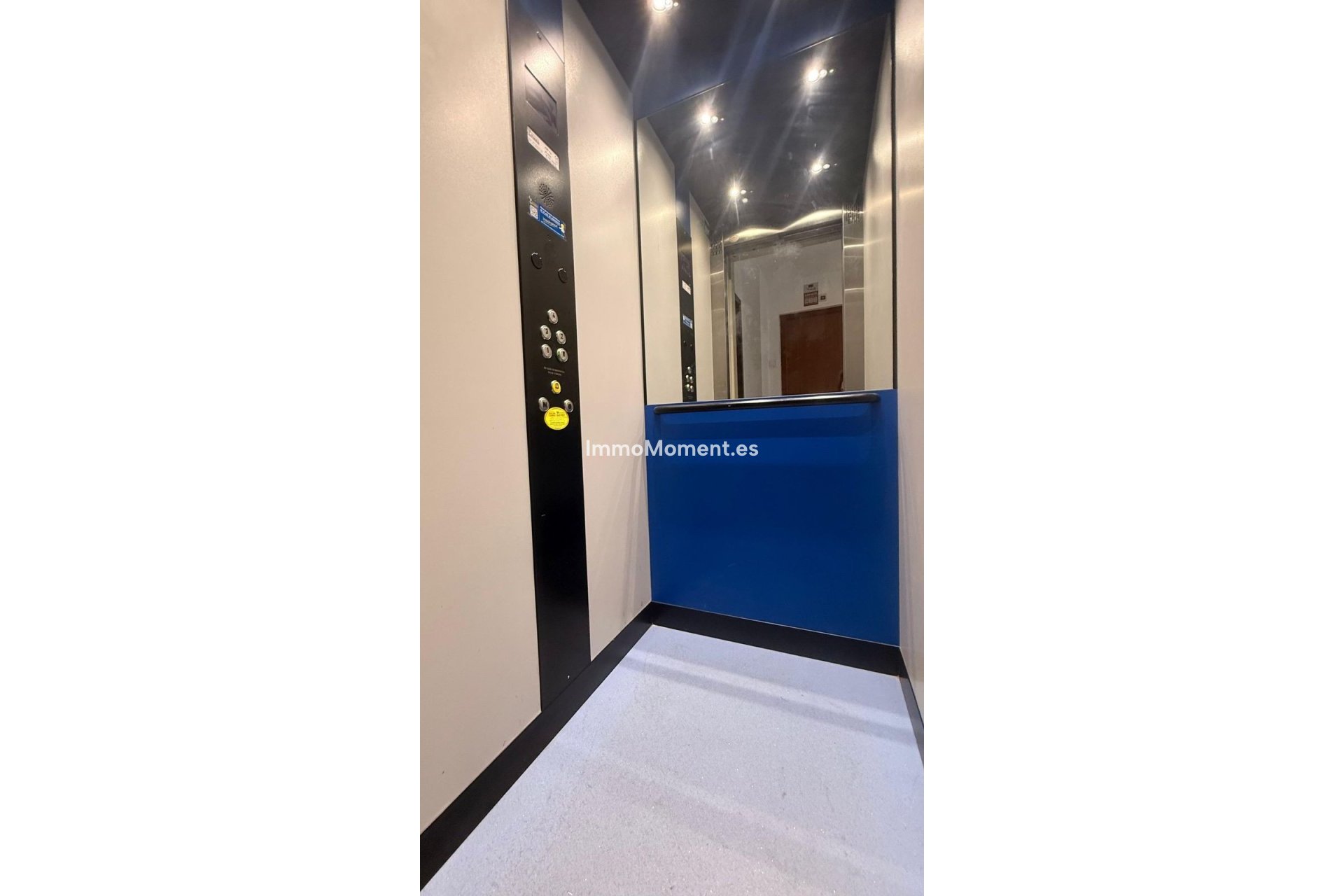Resale - Apartment - Fuengirola - Fuengirola Centro