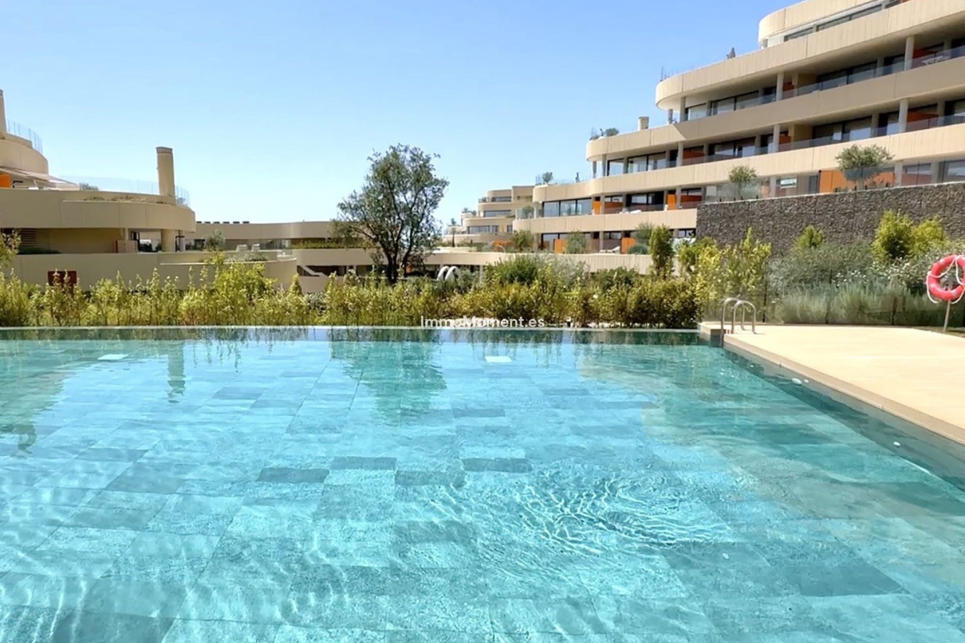 Resale - Apartment - Fuengirola - Higueron