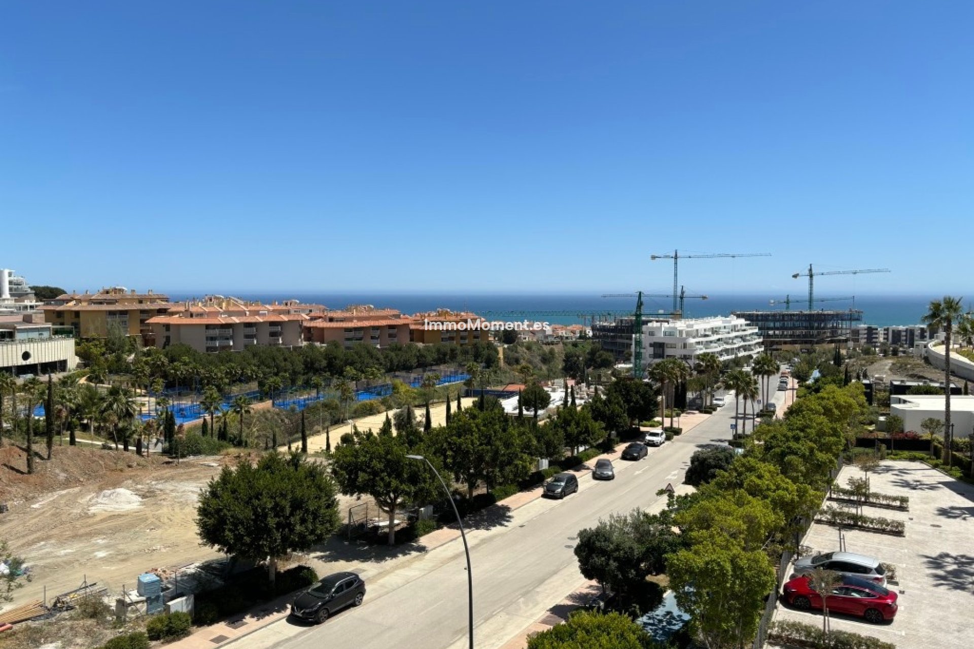 Resale - Apartment - Fuengirola - Higueron