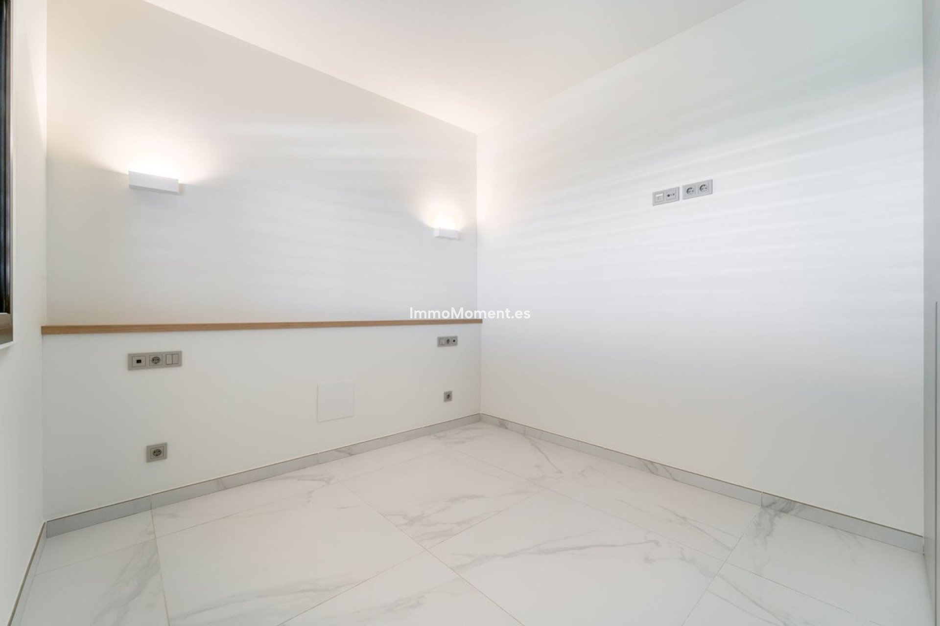 Resale - Apartment - Fuengirola - Higueron