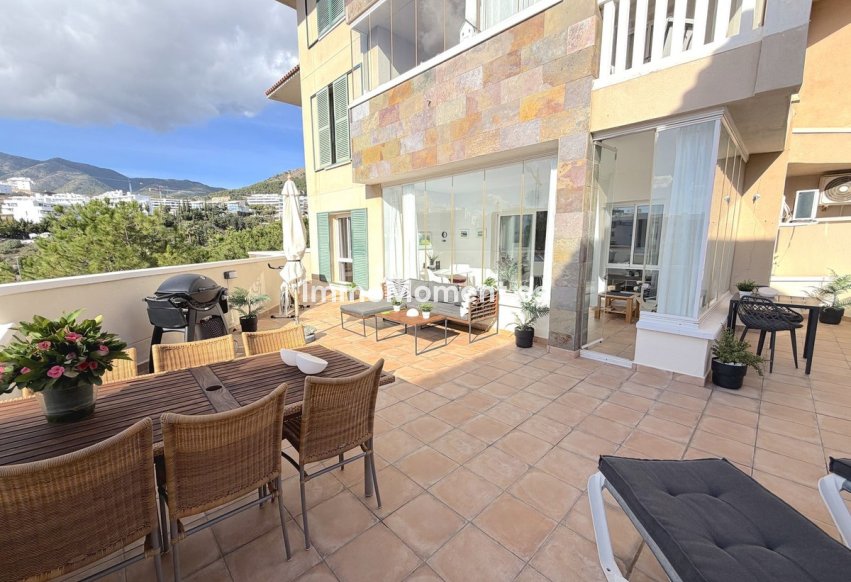 Resale - Apartment - Fuengirola - Higueron