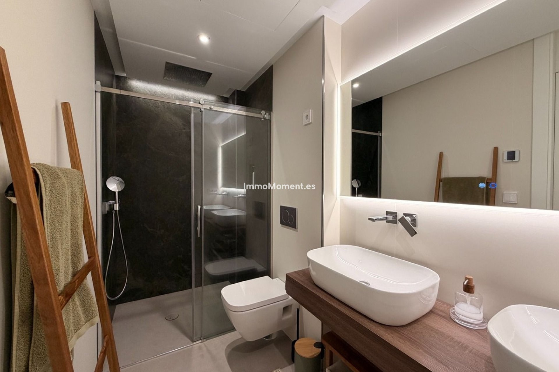 Resale - Apartment - Fuengirola - Higueron