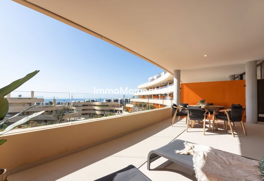 Resale - Apartment - Fuengirola - Higueron