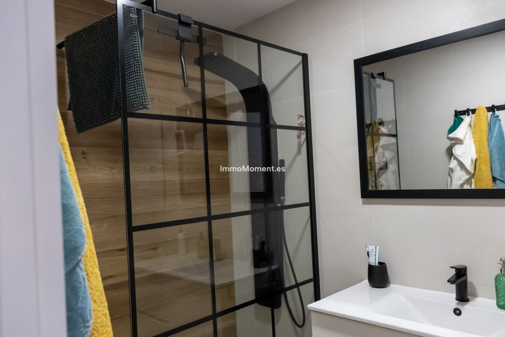 Resale - Apartment - Fuengirola - Higueron