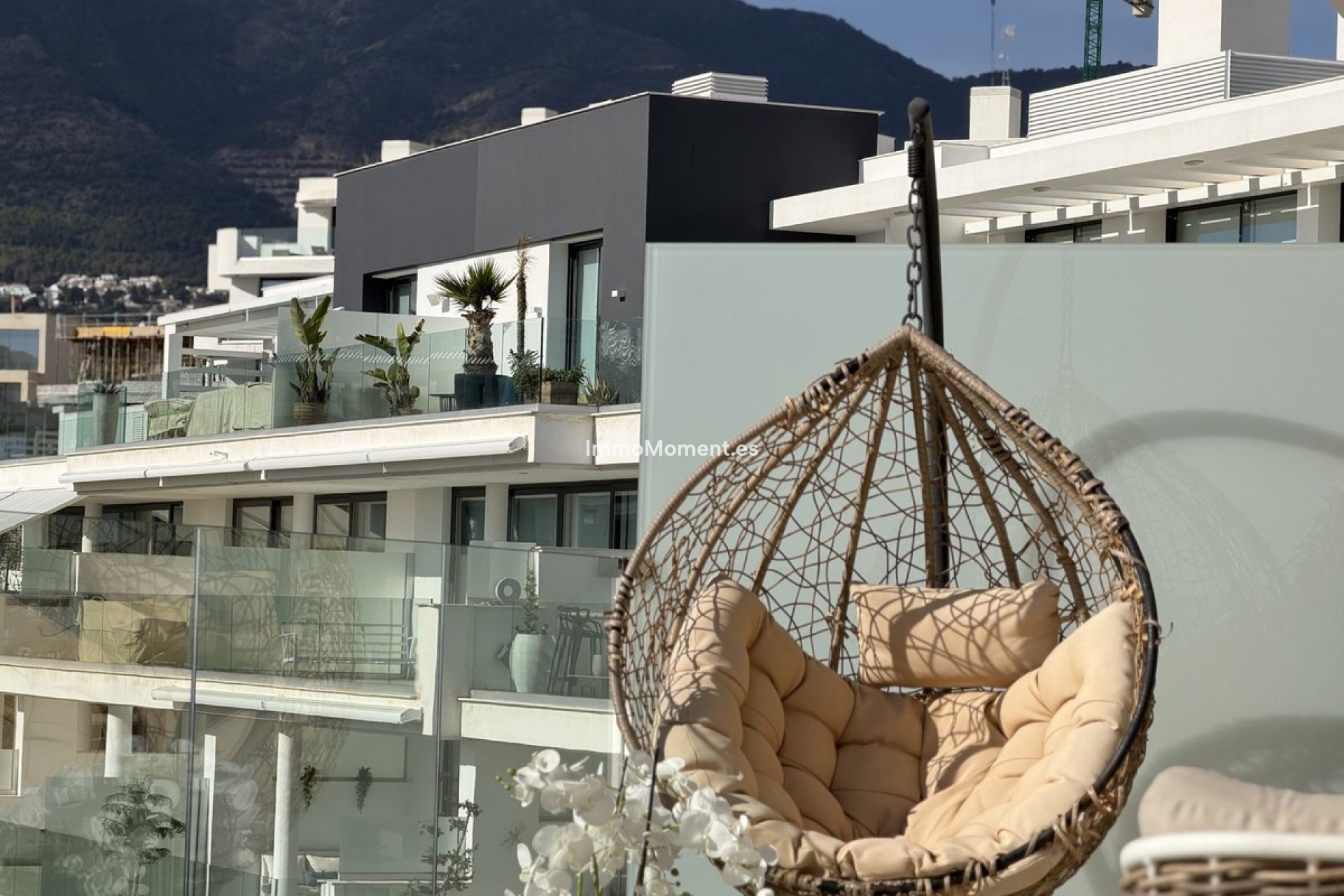 Resale - Apartment - Fuengirola - Higueron