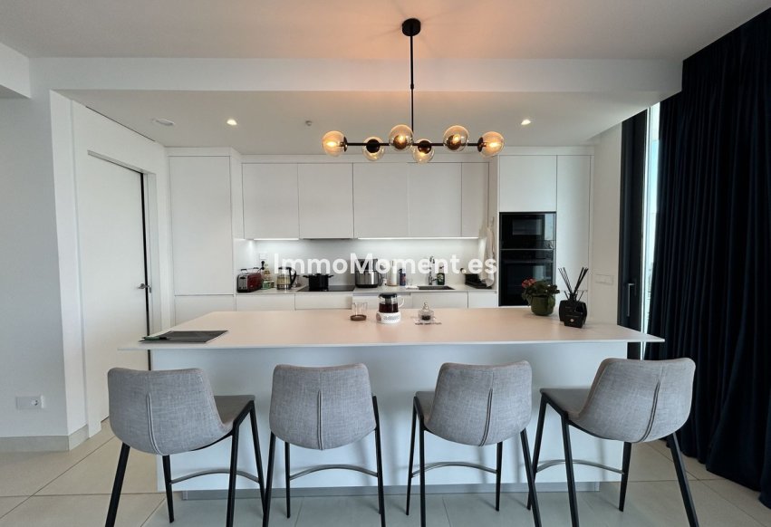 Resale - Apartment - Fuengirola - Higueron