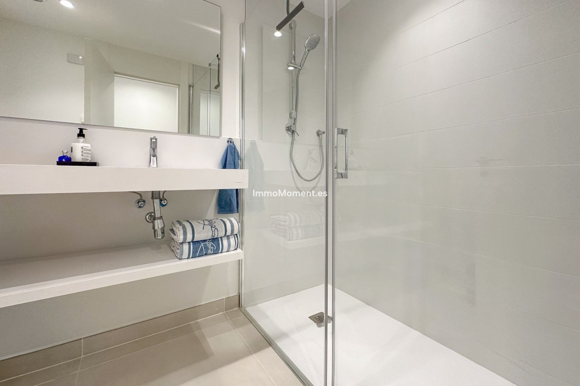 Resale - Apartment - Fuengirola - Higueron