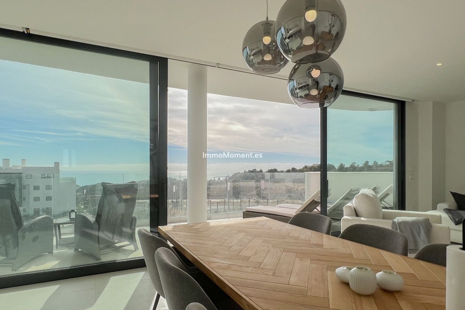 Resale - Apartment - Fuengirola - Higueron