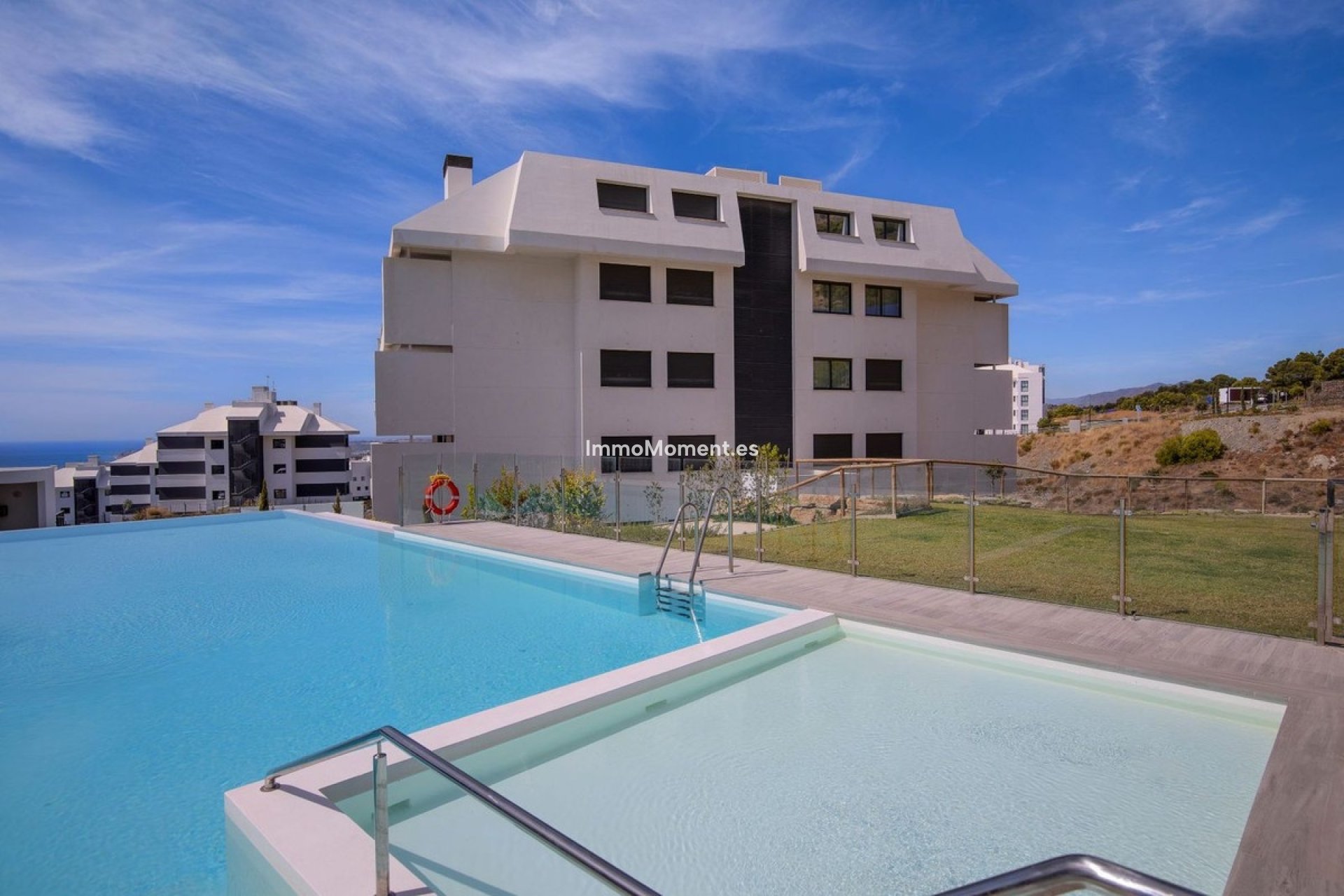 Resale - Apartment - Fuengirola - Higueron