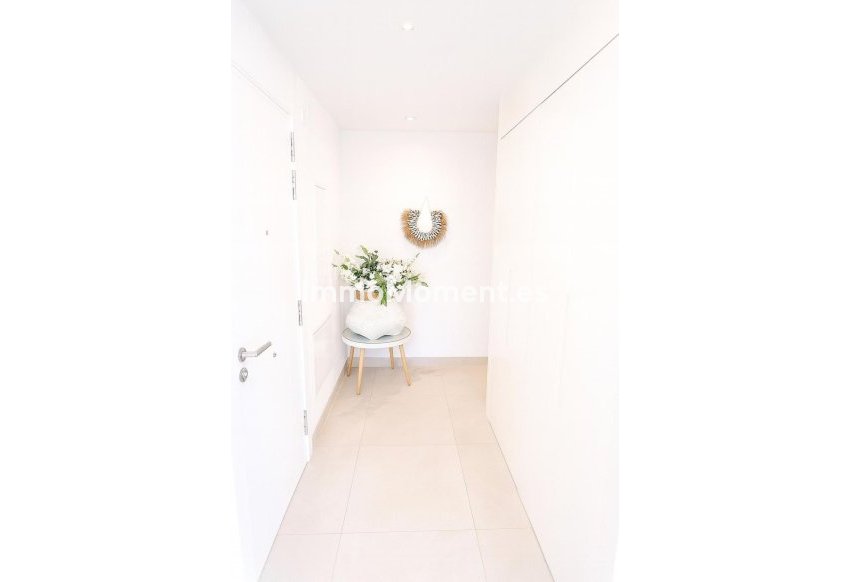 Resale - Apartment - Fuengirola - Higueron