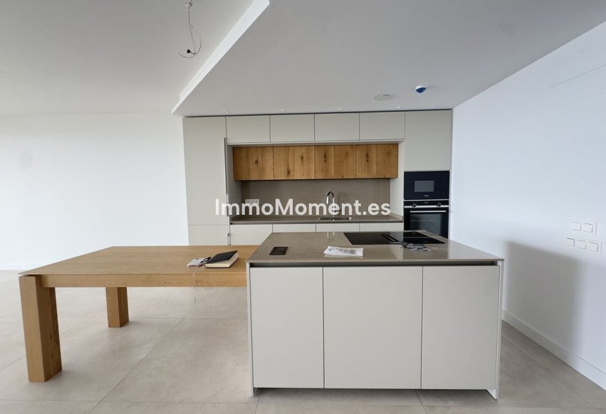 Resale - Apartment - Fuengirola - Higueron