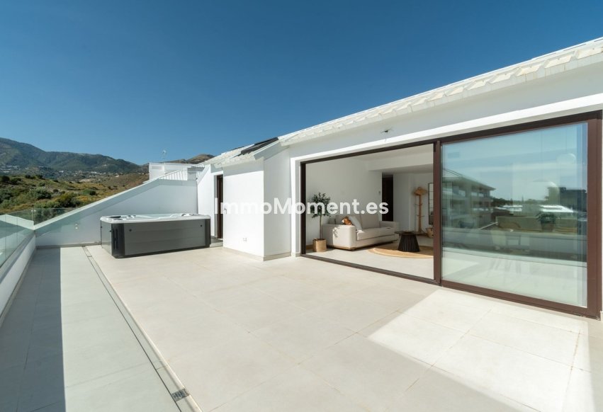 Resale - Apartment - Fuengirola - Higueron