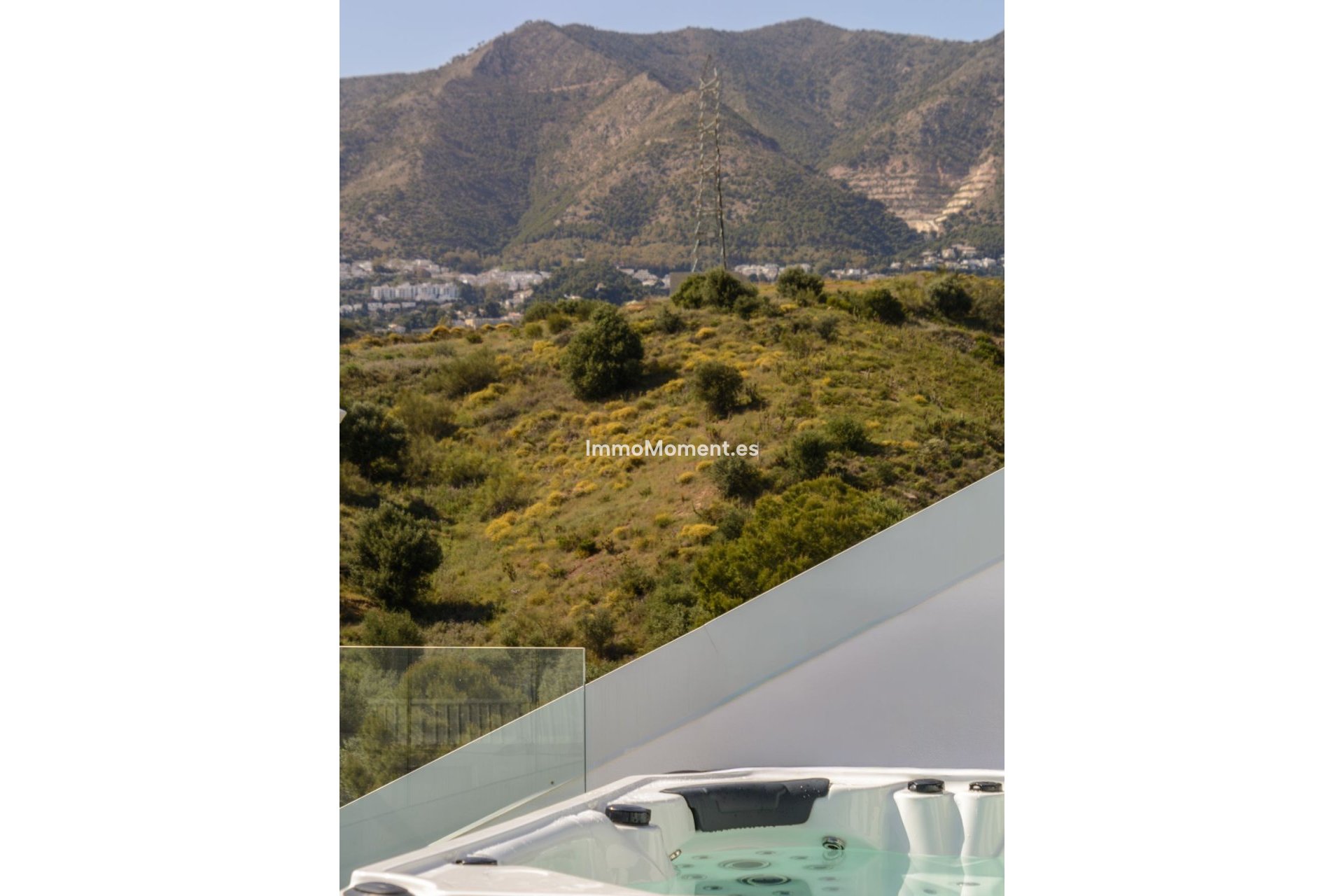 Resale - Apartment - Fuengirola - Higueron