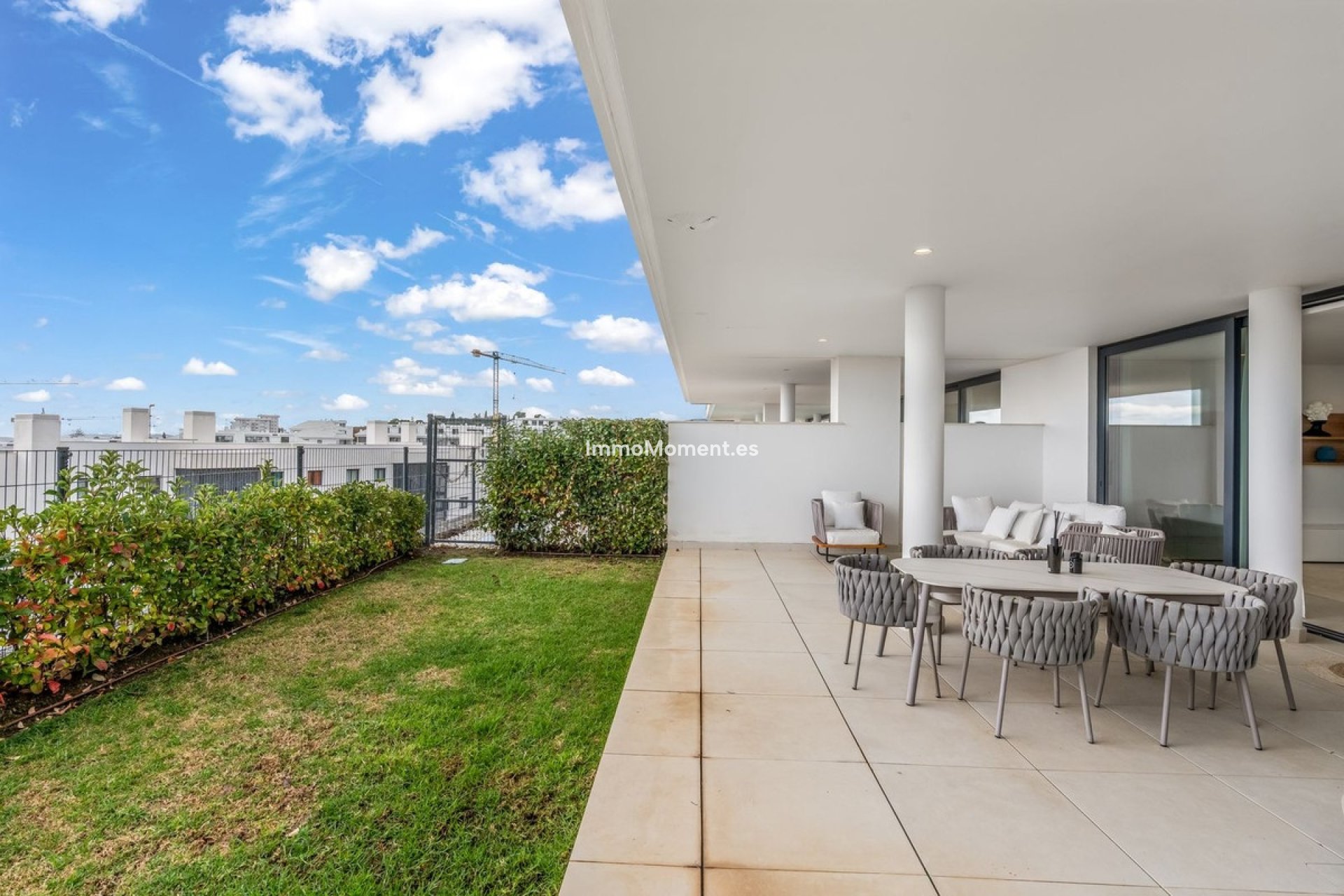 Resale - Apartment - Fuengirola - Higueron