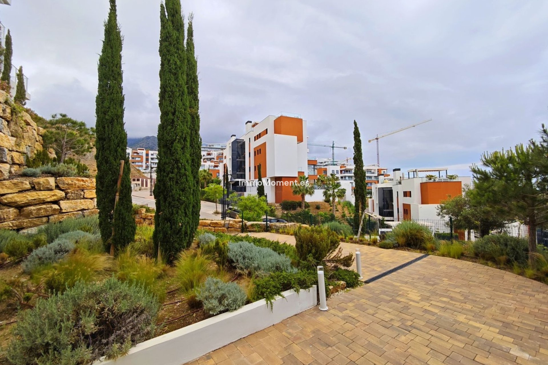 Resale - Apartment - Fuengirola - Higueron