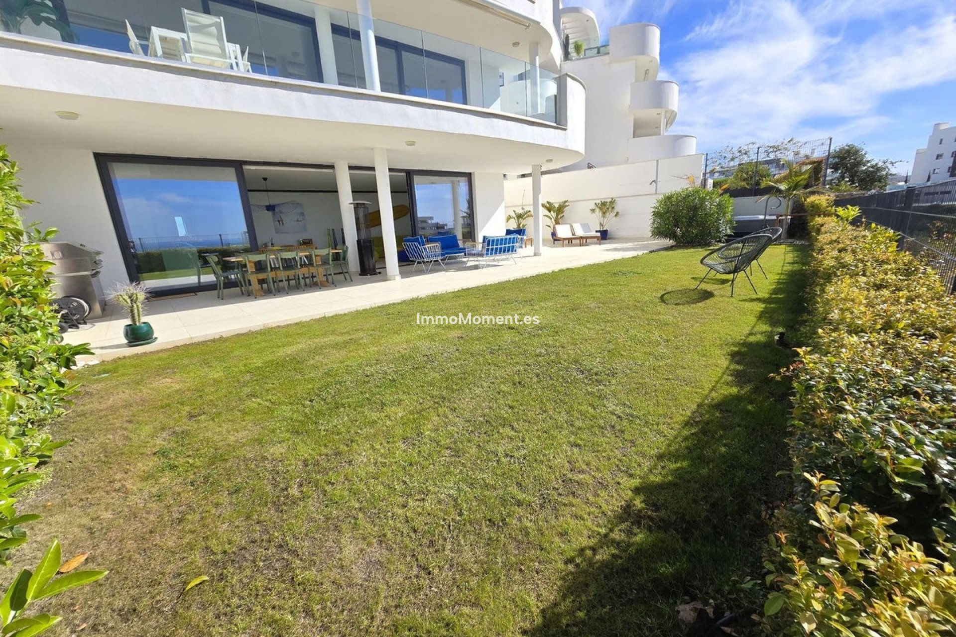 Resale - Apartment - Fuengirola - Higueron