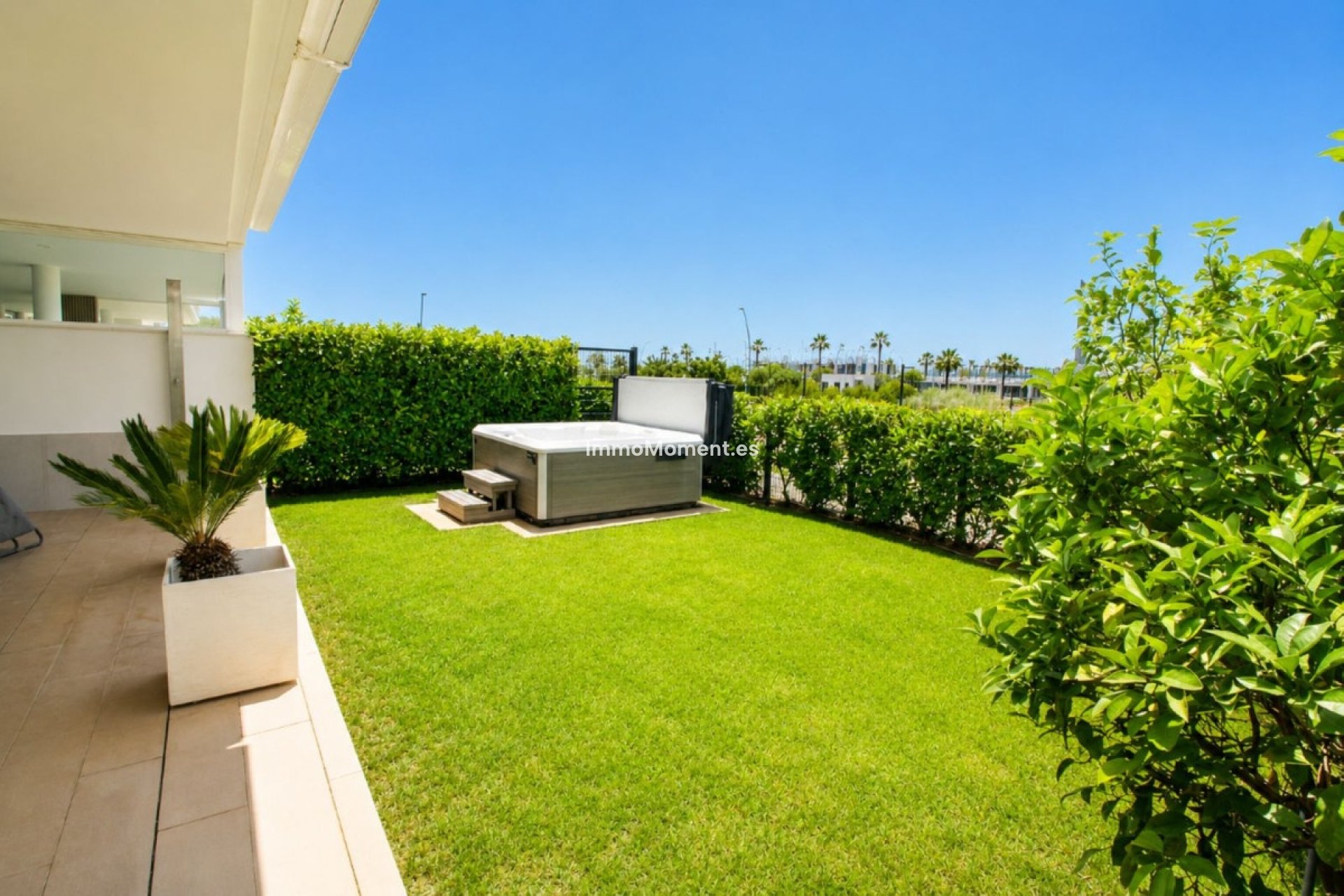 Resale - Apartment - Fuengirola - Higueron