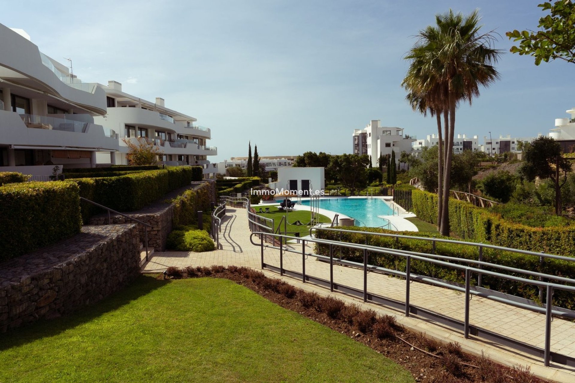 Resale - Apartment - Fuengirola - Higueron