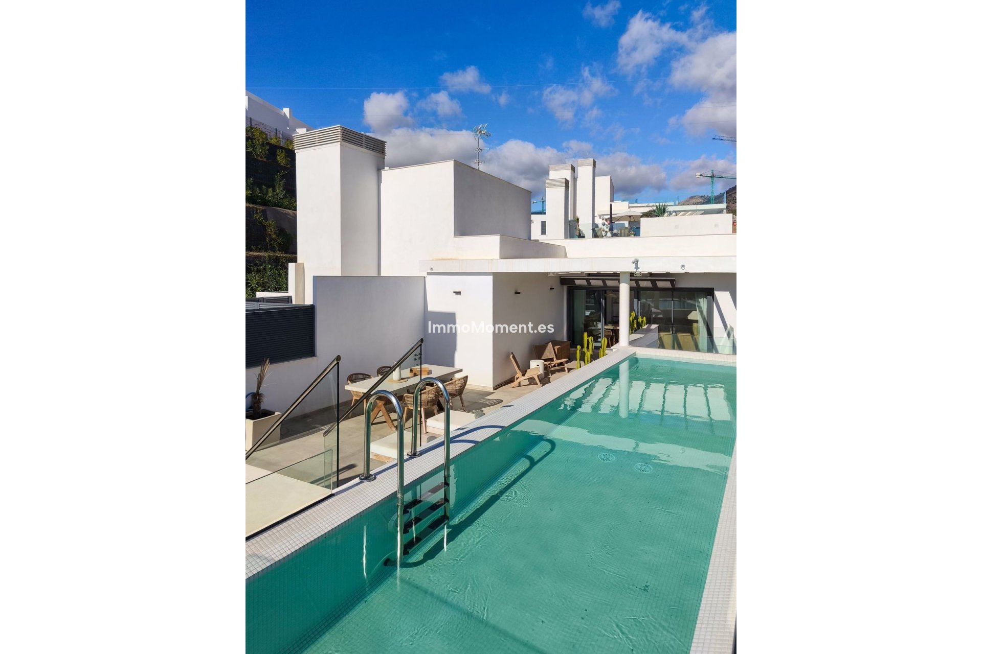 Resale - Apartment - Fuengirola - Higueron