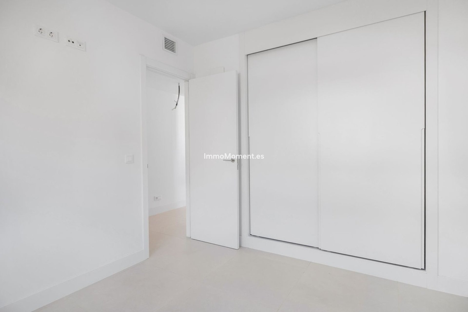 Resale - Apartment - Fuengirola - Higueron