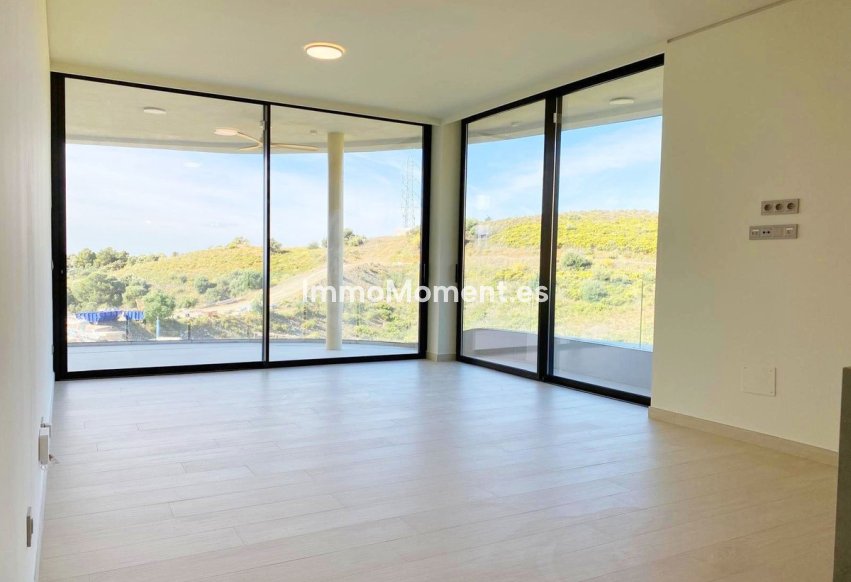 Resale - Apartment - Fuengirola - Higueron