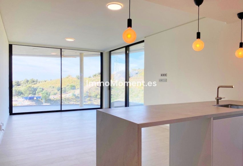 Resale - Apartment - Fuengirola - Higueron