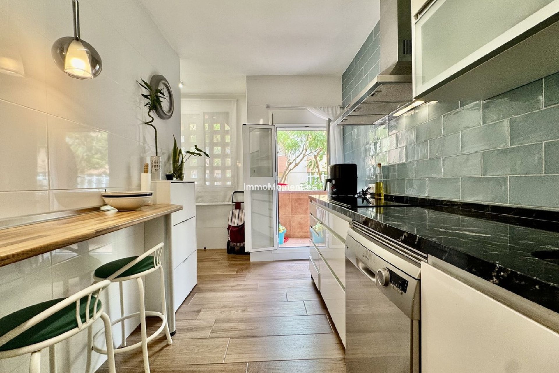 Resale - Apartment - Fuengirola - Los Boliches