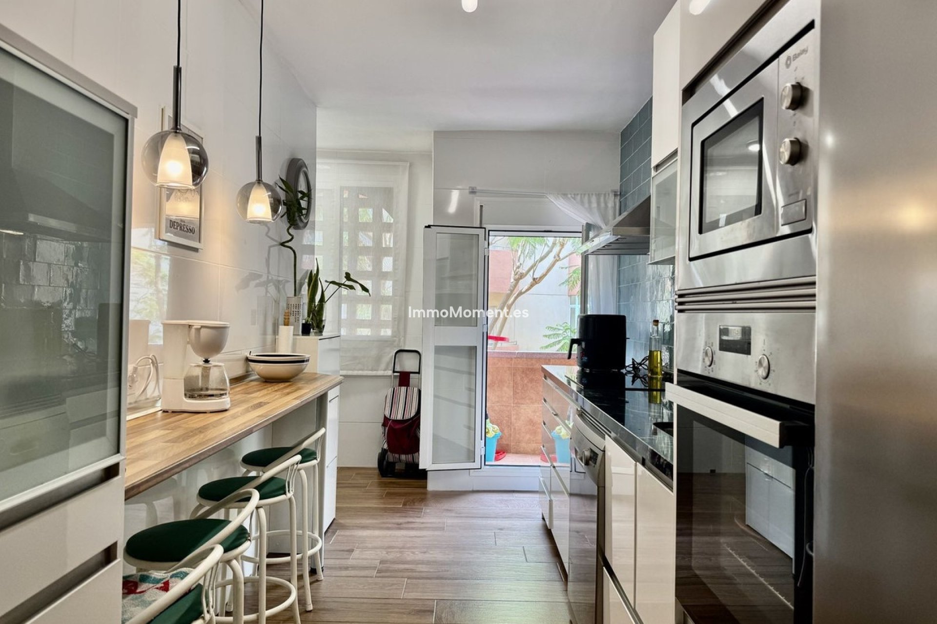 Resale - Apartment - Fuengirola - Los Boliches