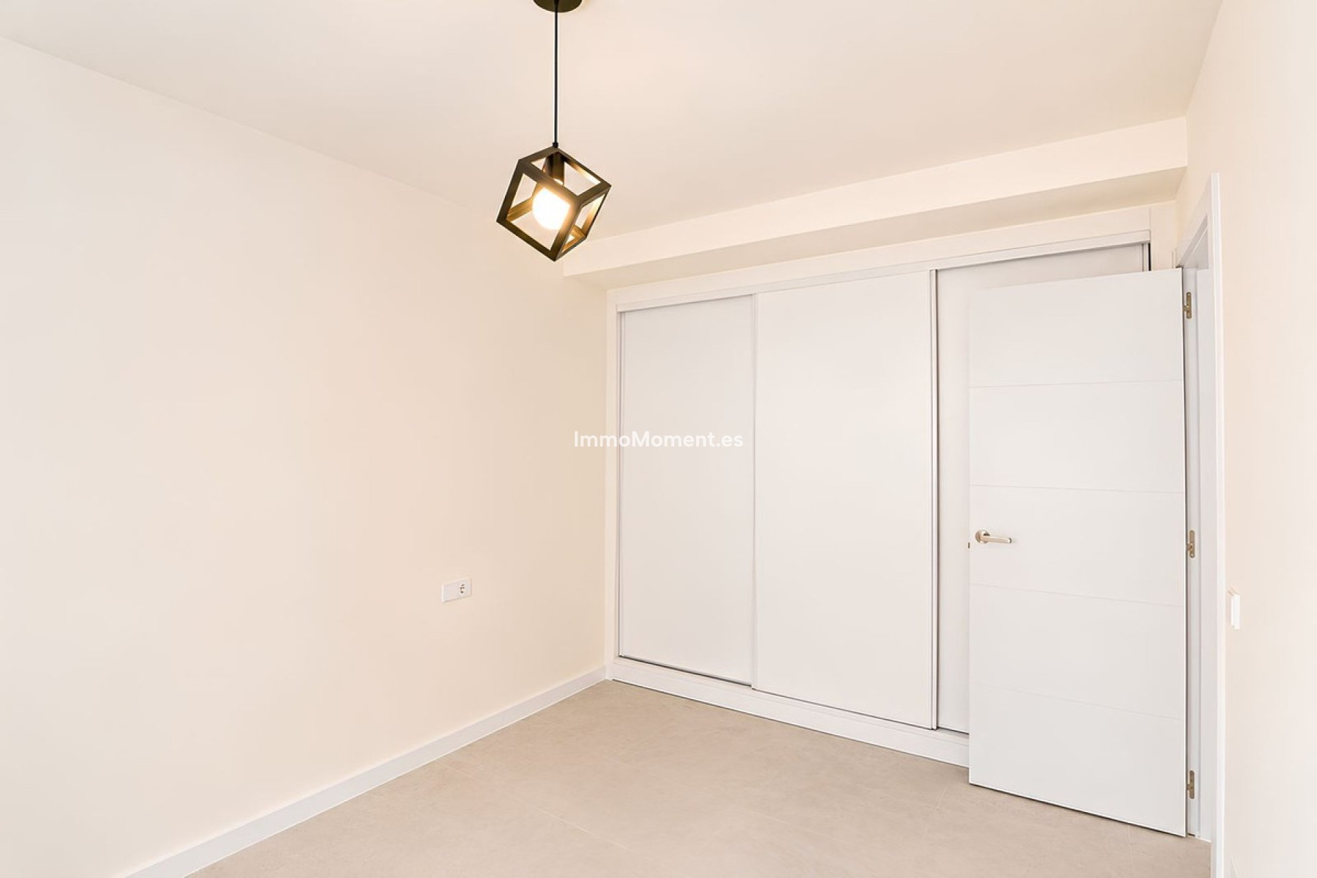 Resale - Apartment - Fuengirola - Los Boliches