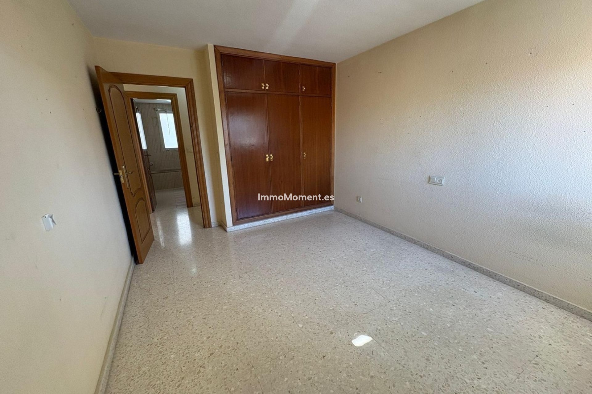 Resale - Apartment - Fuengirola - Los Boliches