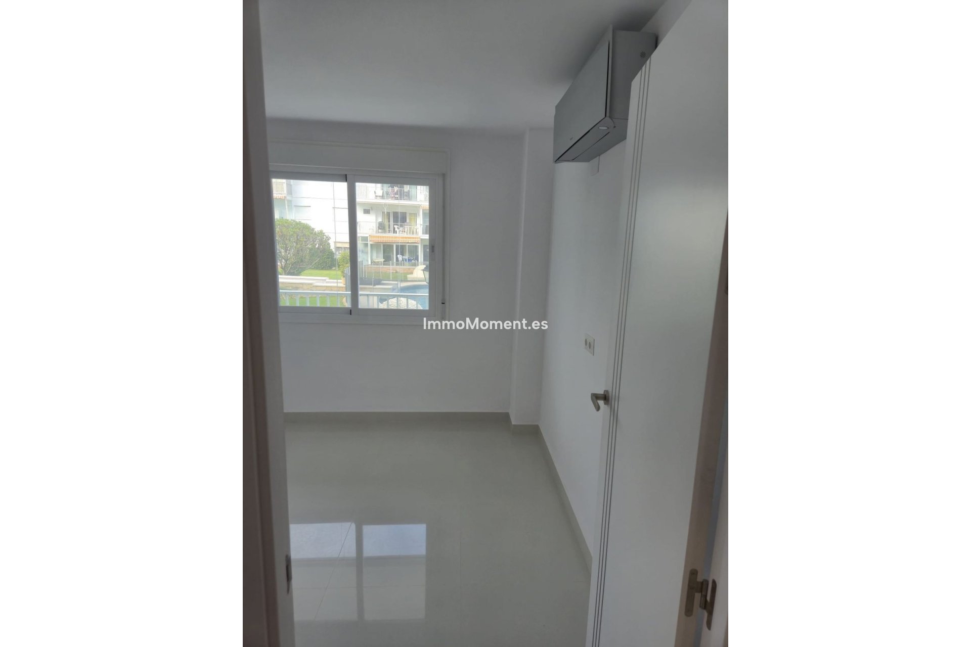 Resale - Apartment - Fuengirola - Los Boliches