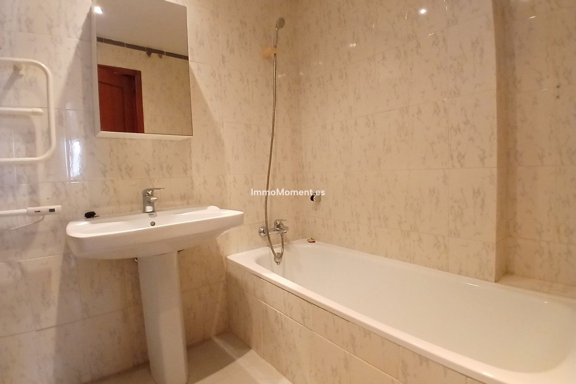 Resale - Apartment - Fuengirola - Torreblanca