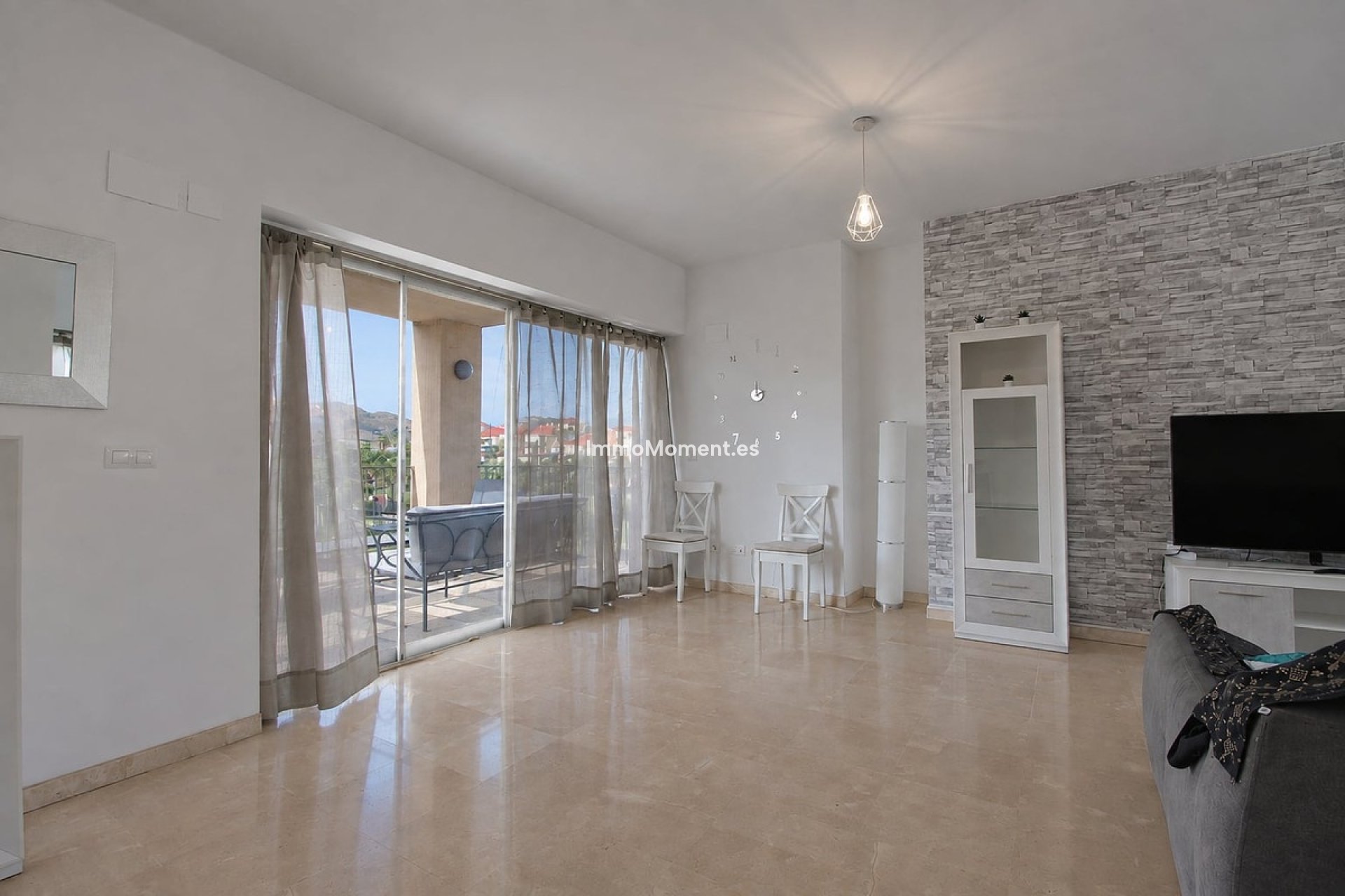 Resale - Apartment - Inland  - Alhaurín de la Torre