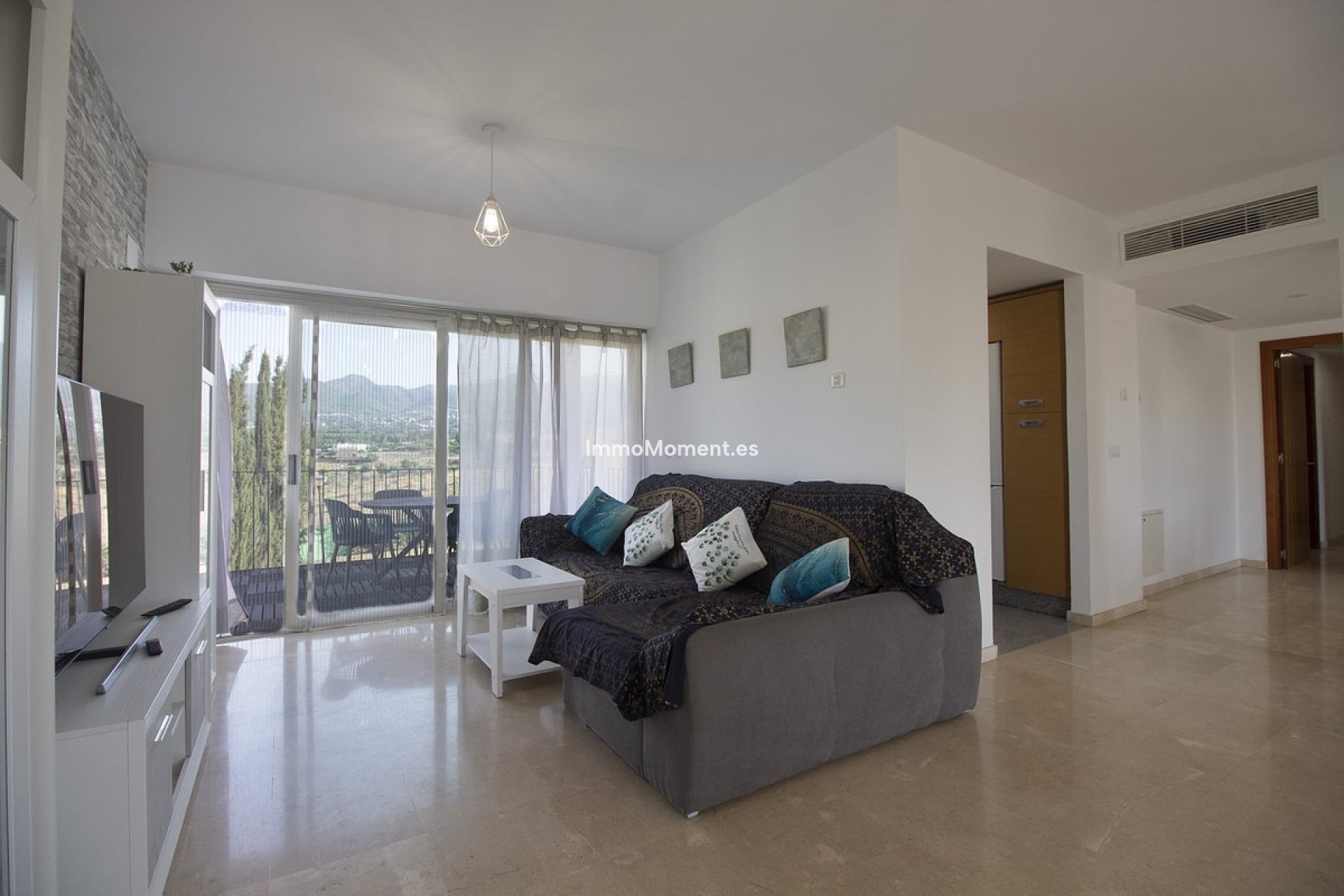 Resale - Apartment - Inland  - Alhaurín de la Torre