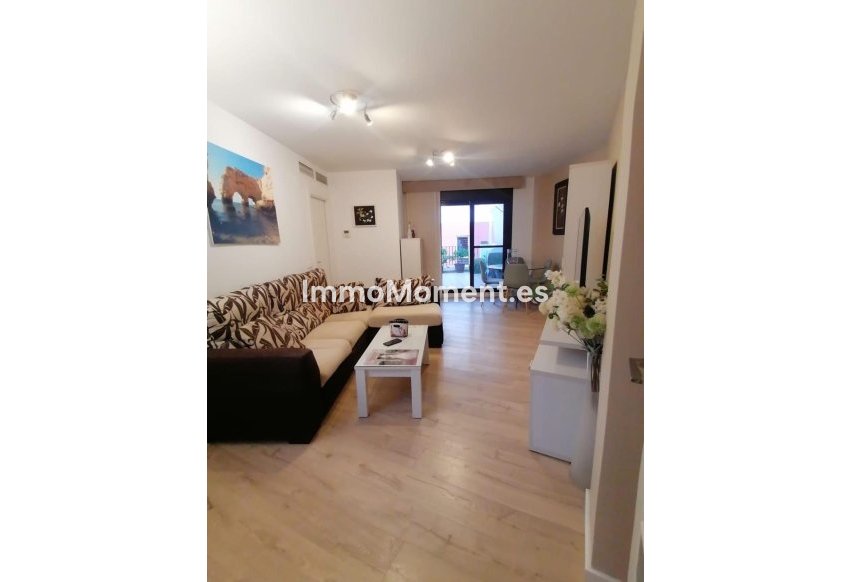 Resale - Apartment - Inland  - Alhaurín de la Torre