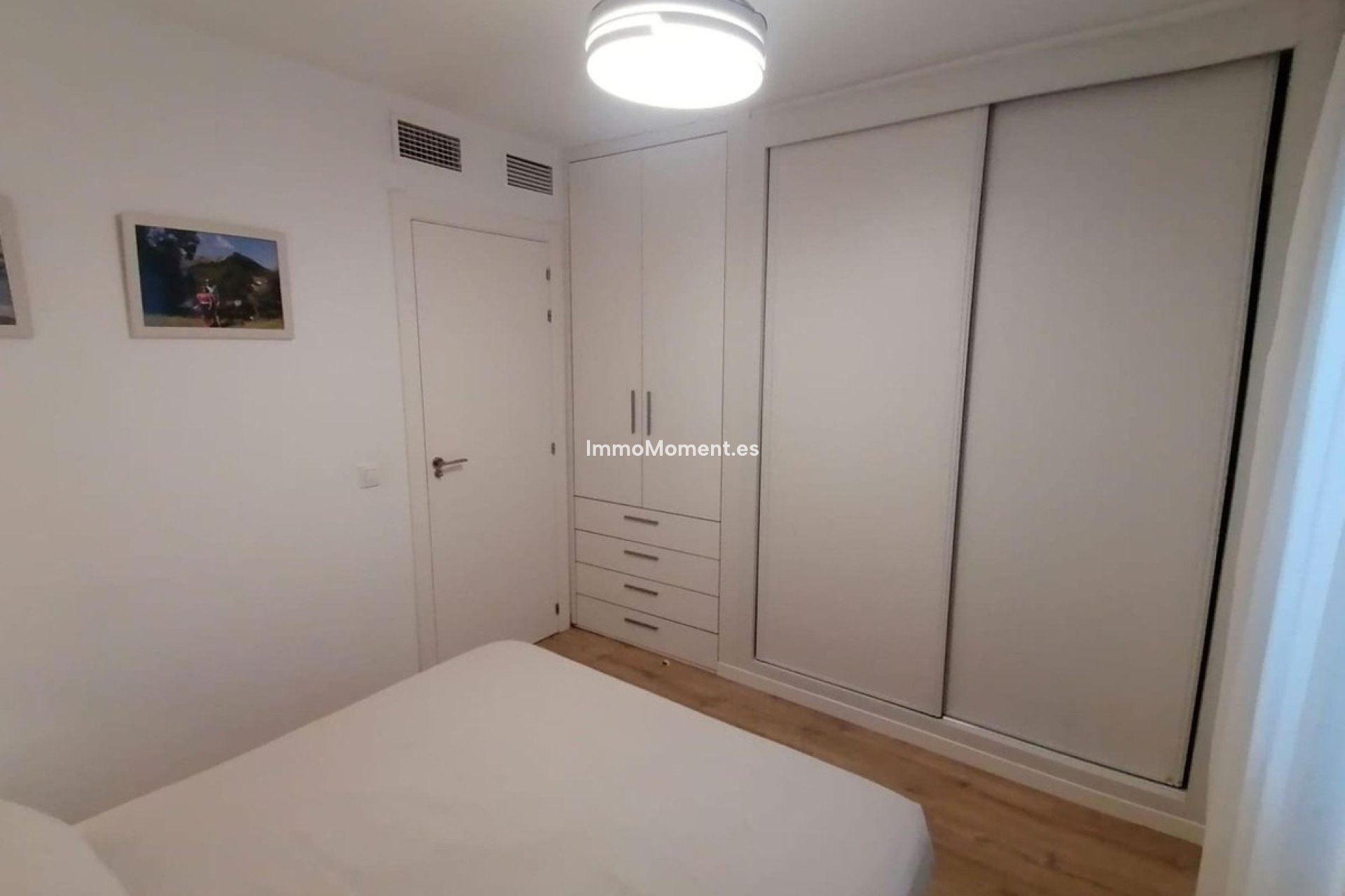 Resale - Apartment - Inland  - Alhaurín de la Torre