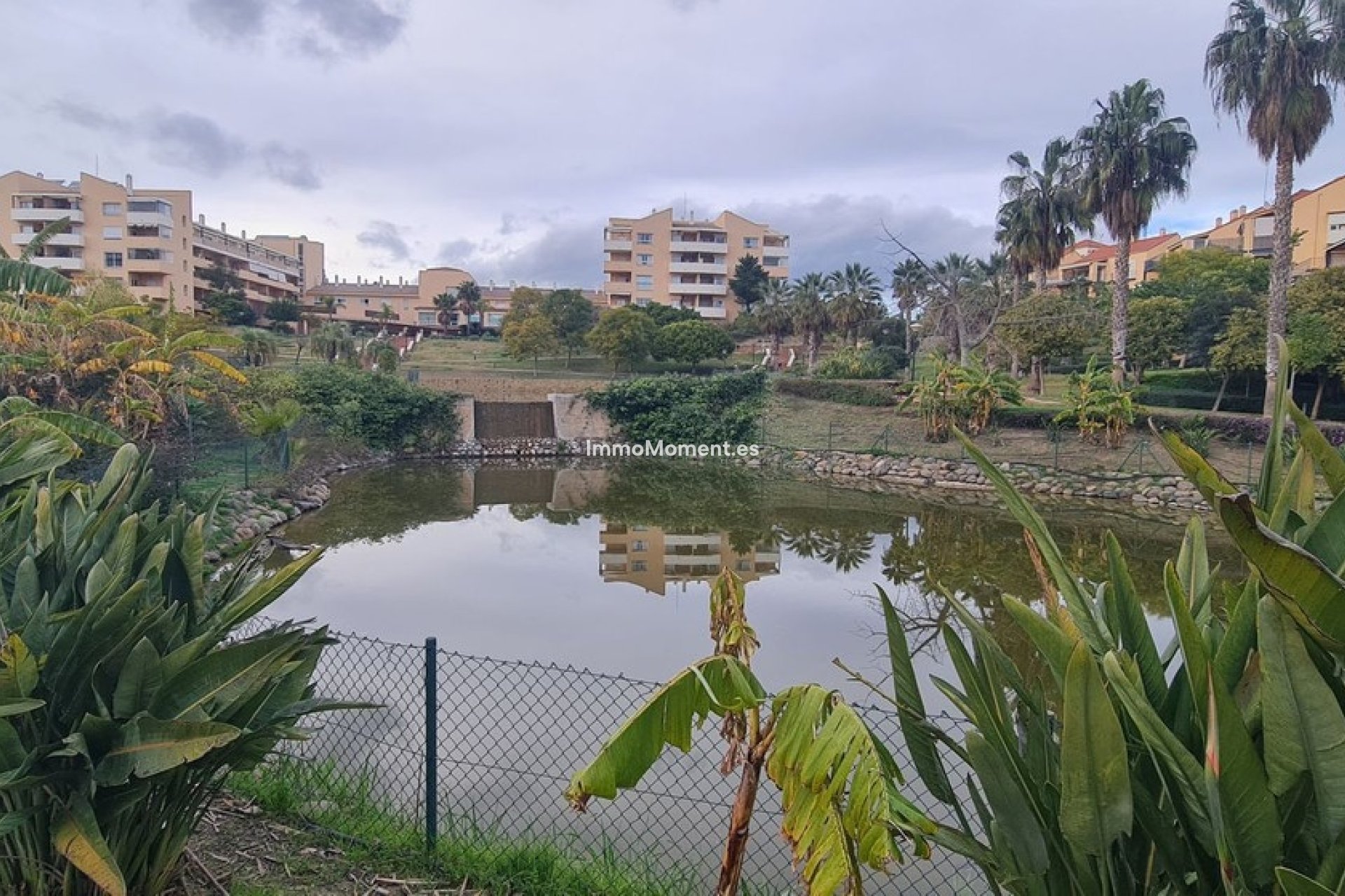 Resale - Apartment - Inland  - Alhaurín de la Torre