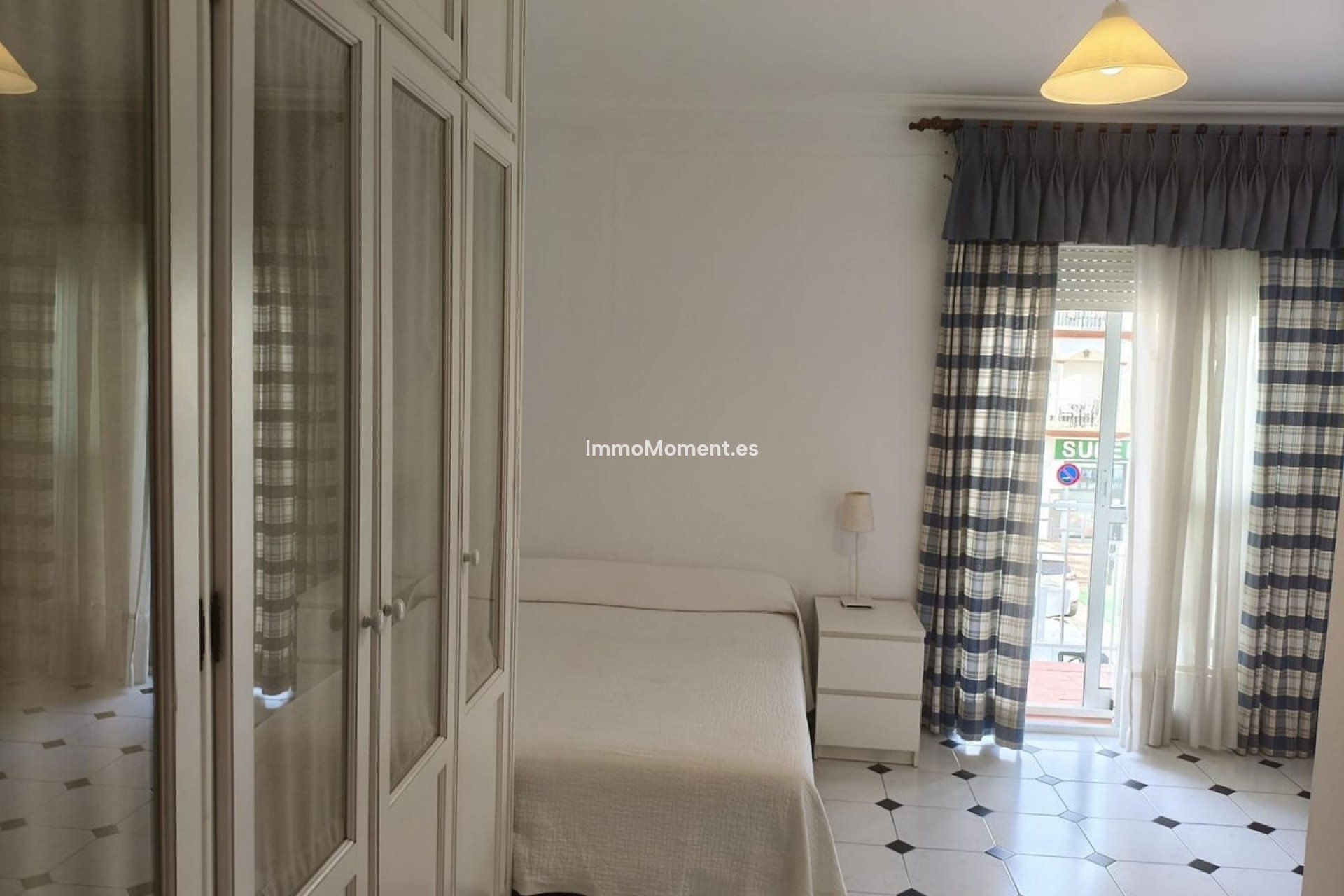 Resale - Apartment - Inland  - Alhaurín el Grande Centro