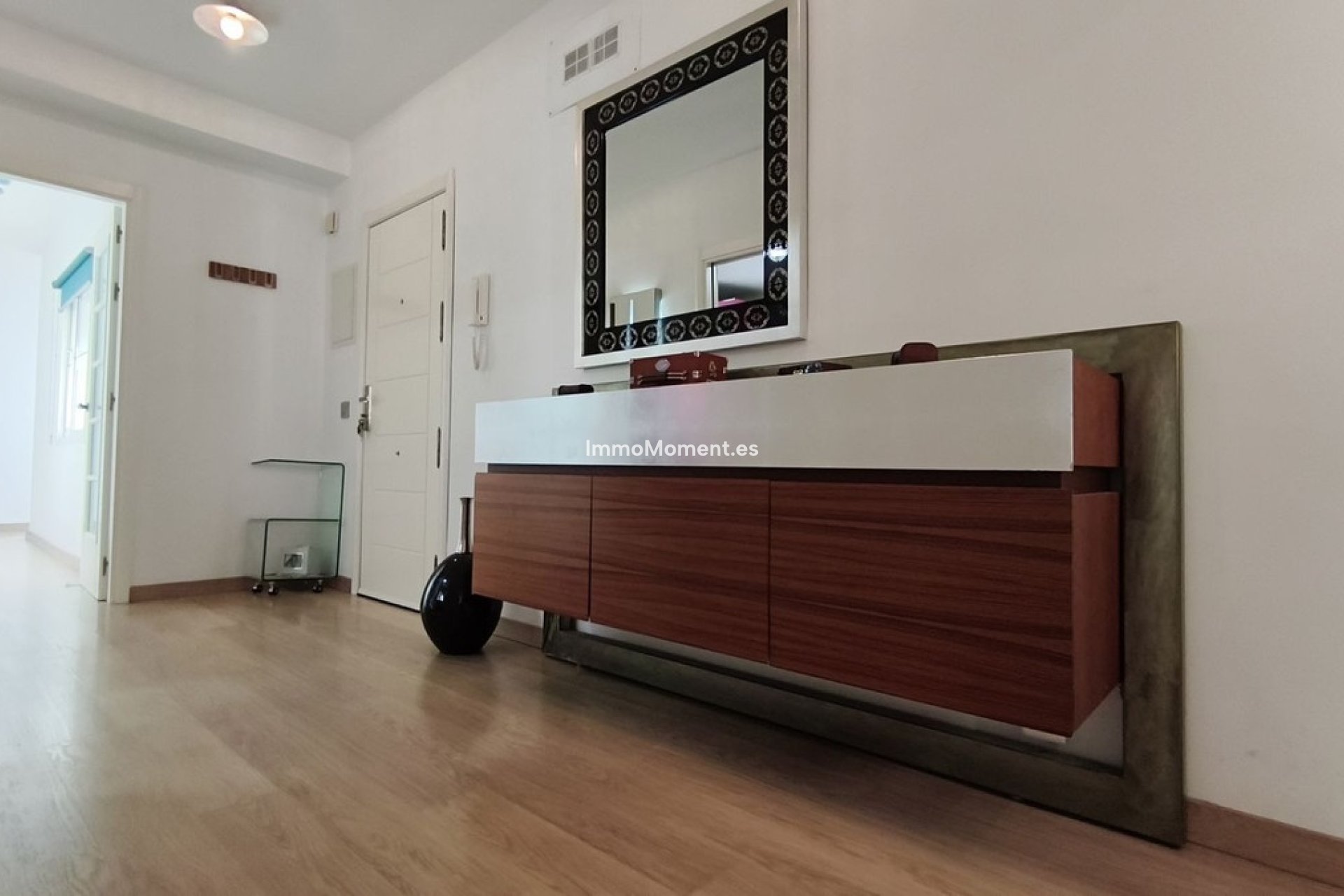 Resale - Apartment - Inland  - Alhaurín el Grande Centro