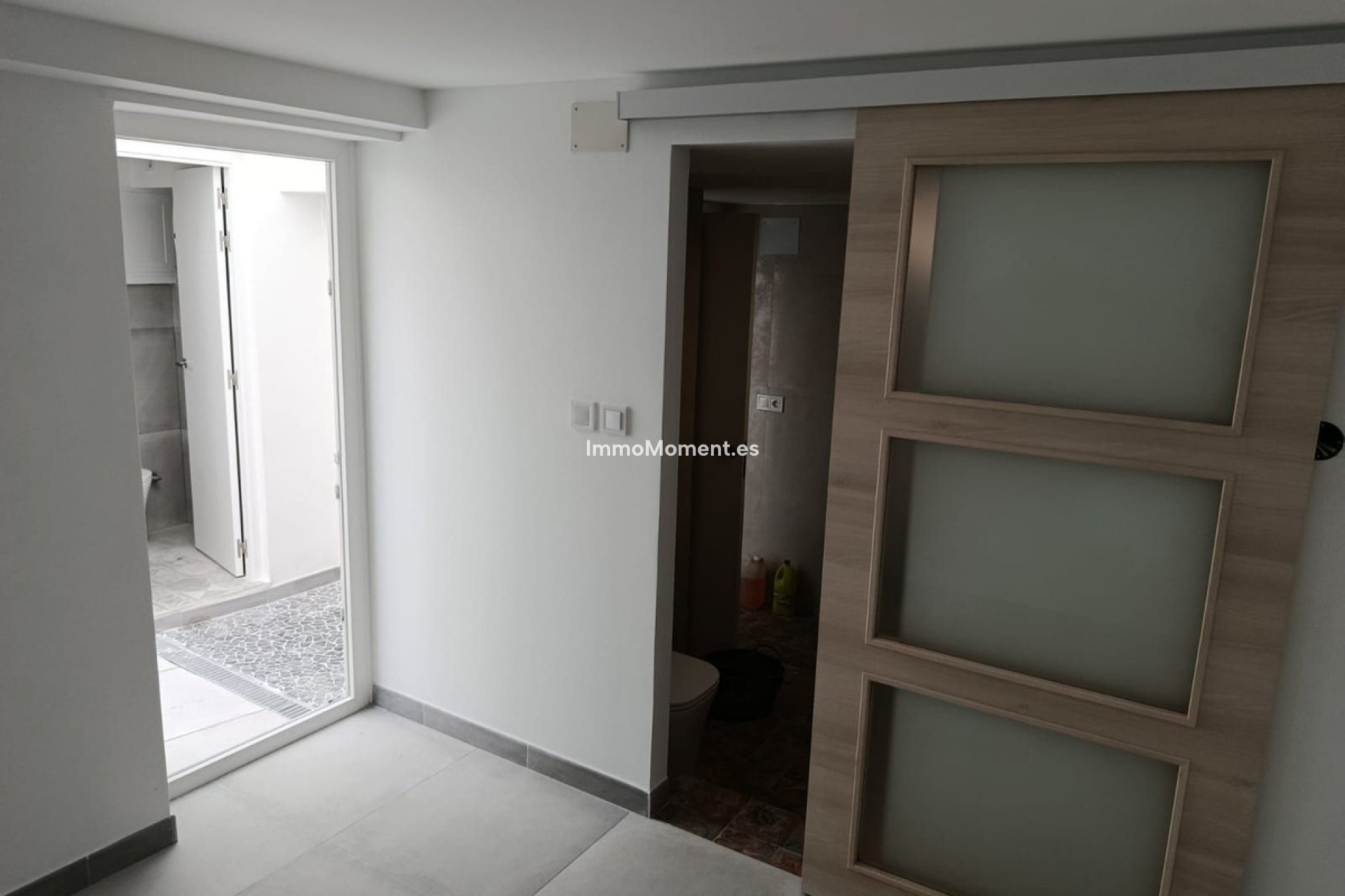 Resale - Apartment - Inland  - Alhaurín el Grande Centro