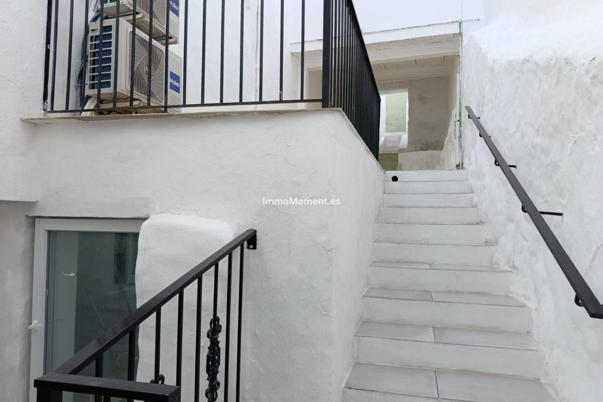 Resale - Apartment - Inland  - Alhaurín el Grande Centro