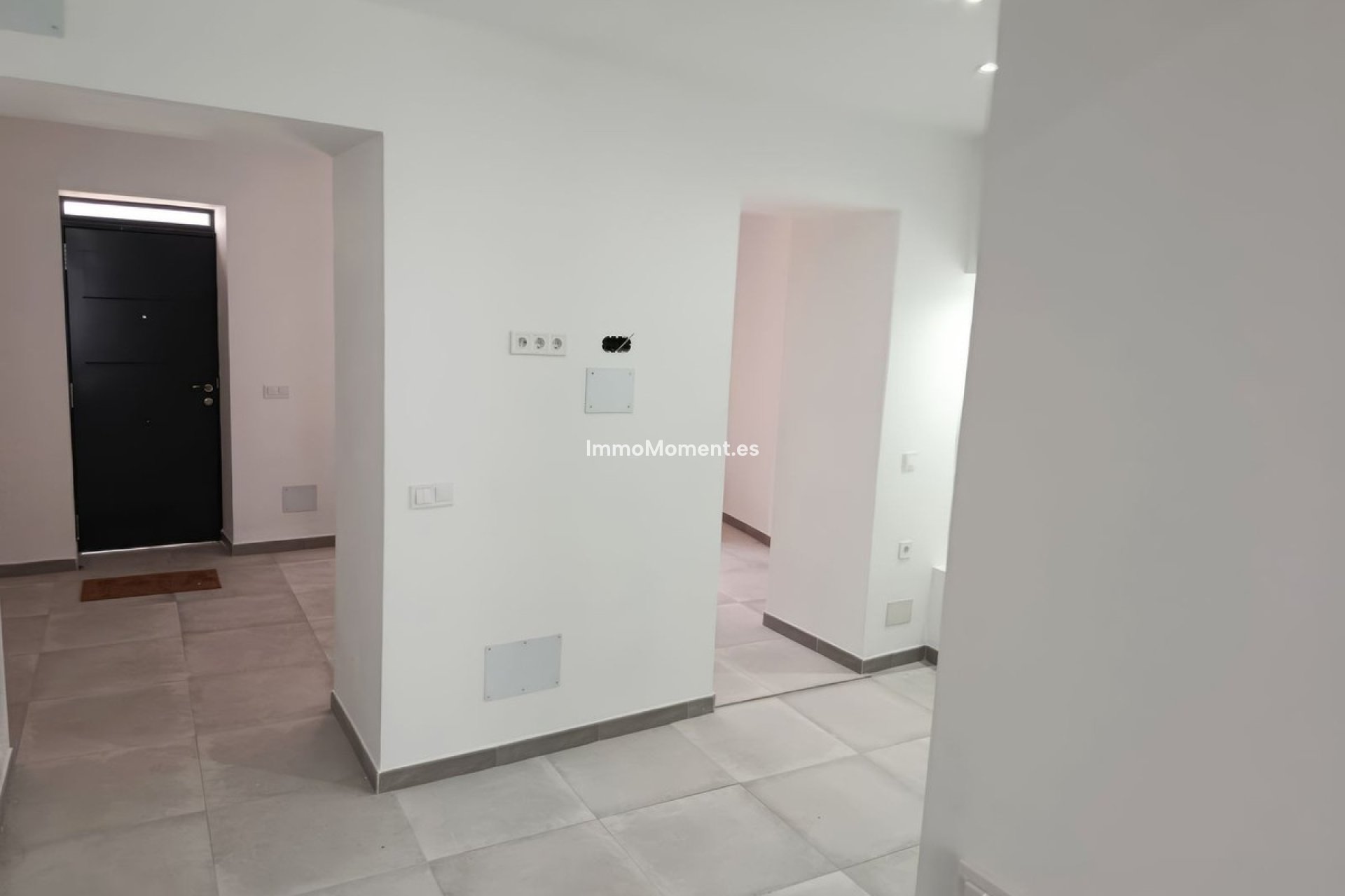 Resale - Apartment - Inland  - Alhaurín el Grande Centro