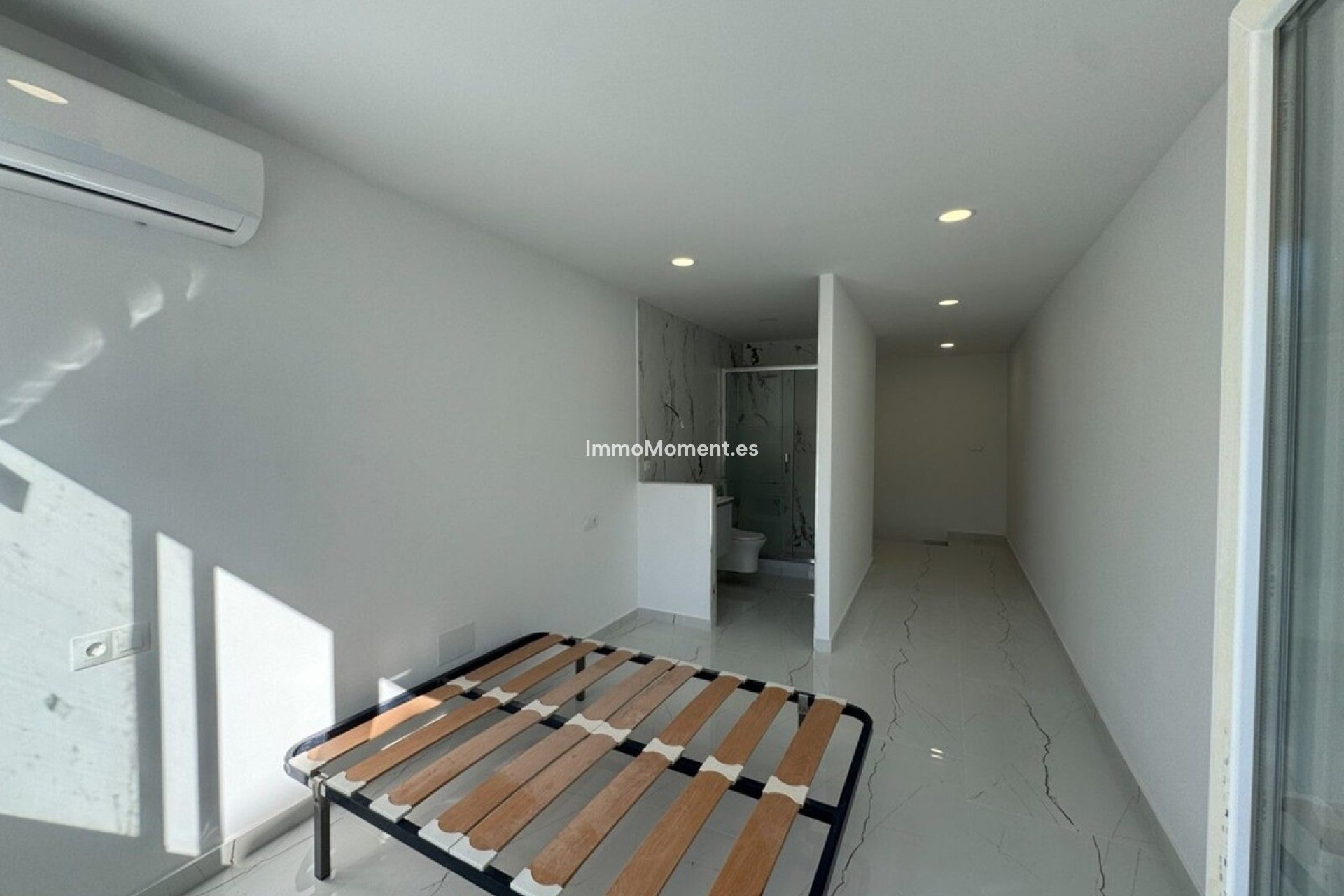 Resale - Apartment - Inland  - Alhaurín el Grande Centro