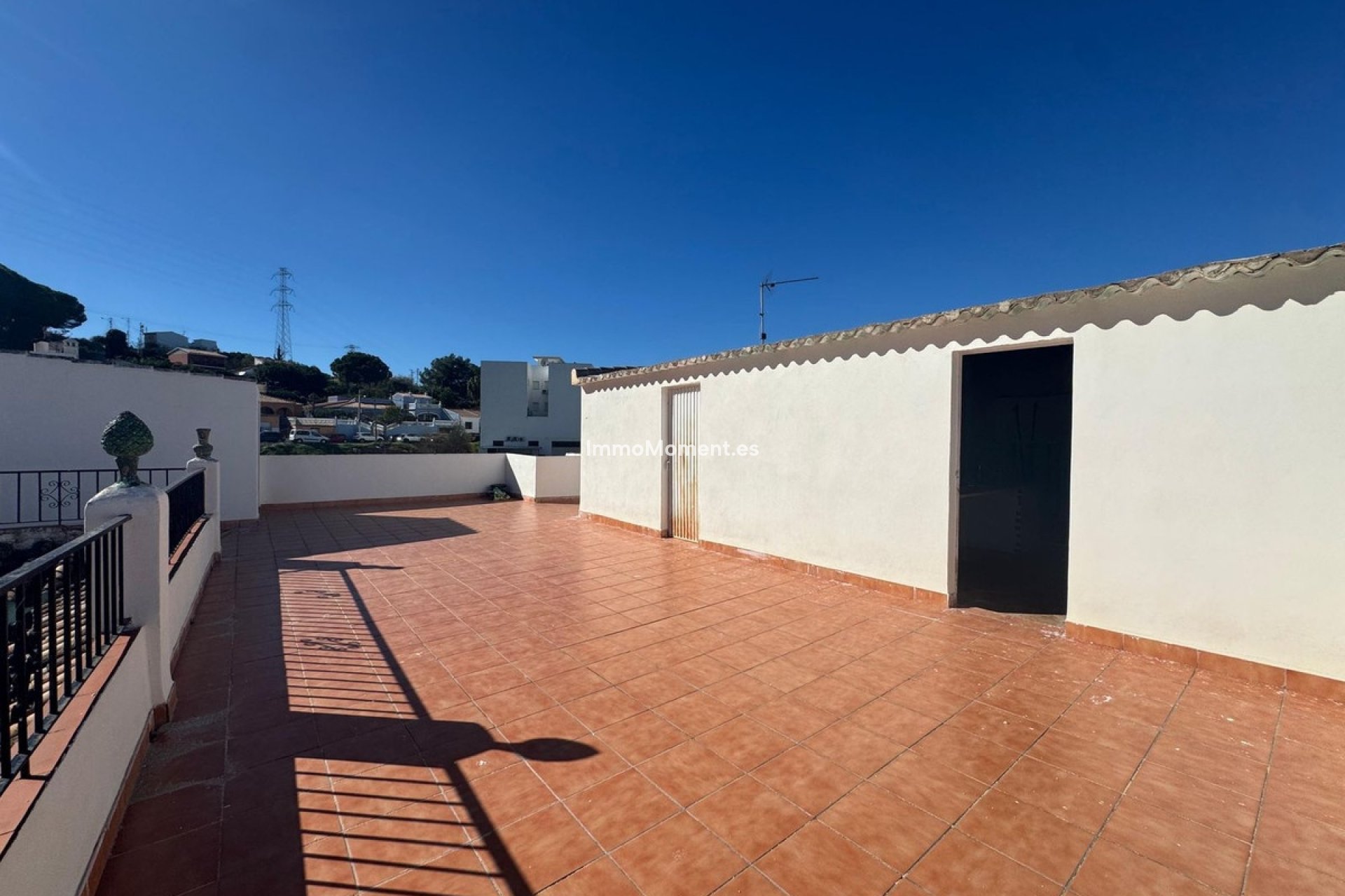 Resale - Apartment - Inland  - Alhaurín el Grande Centro