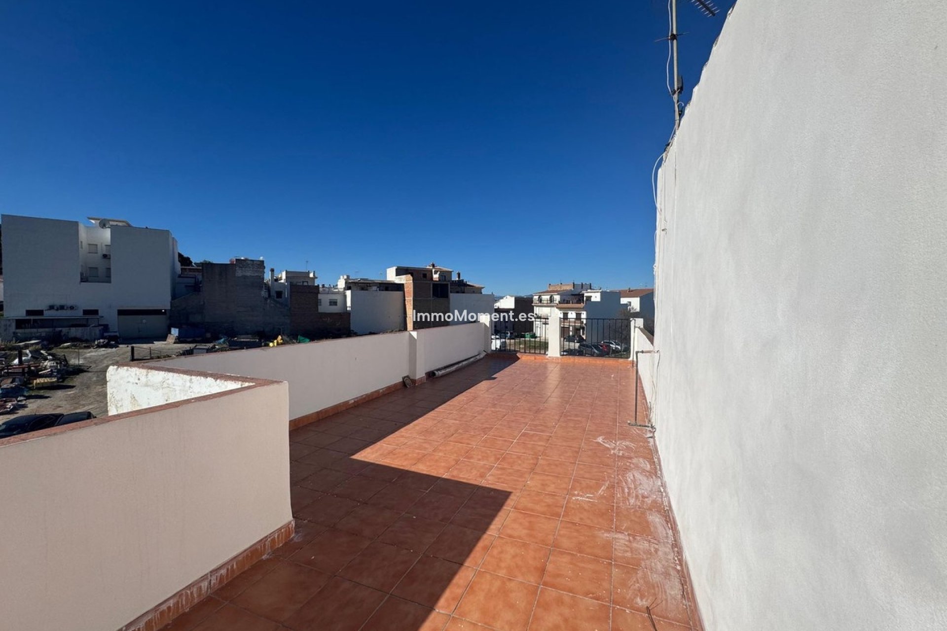 Resale - Apartment - Inland  - Alhaurín el Grande Centro