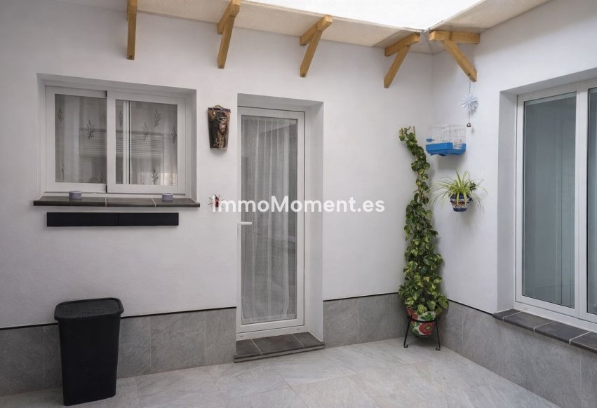 Resale - Apartment - Inland  - Alhaurín el Grande Centro