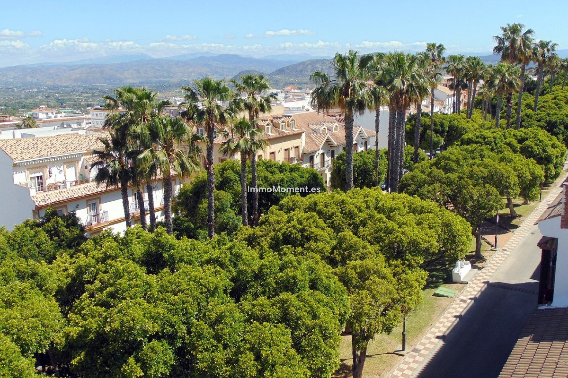 Resale - Apartment - Inland  - Alhaurín el Grande Centro