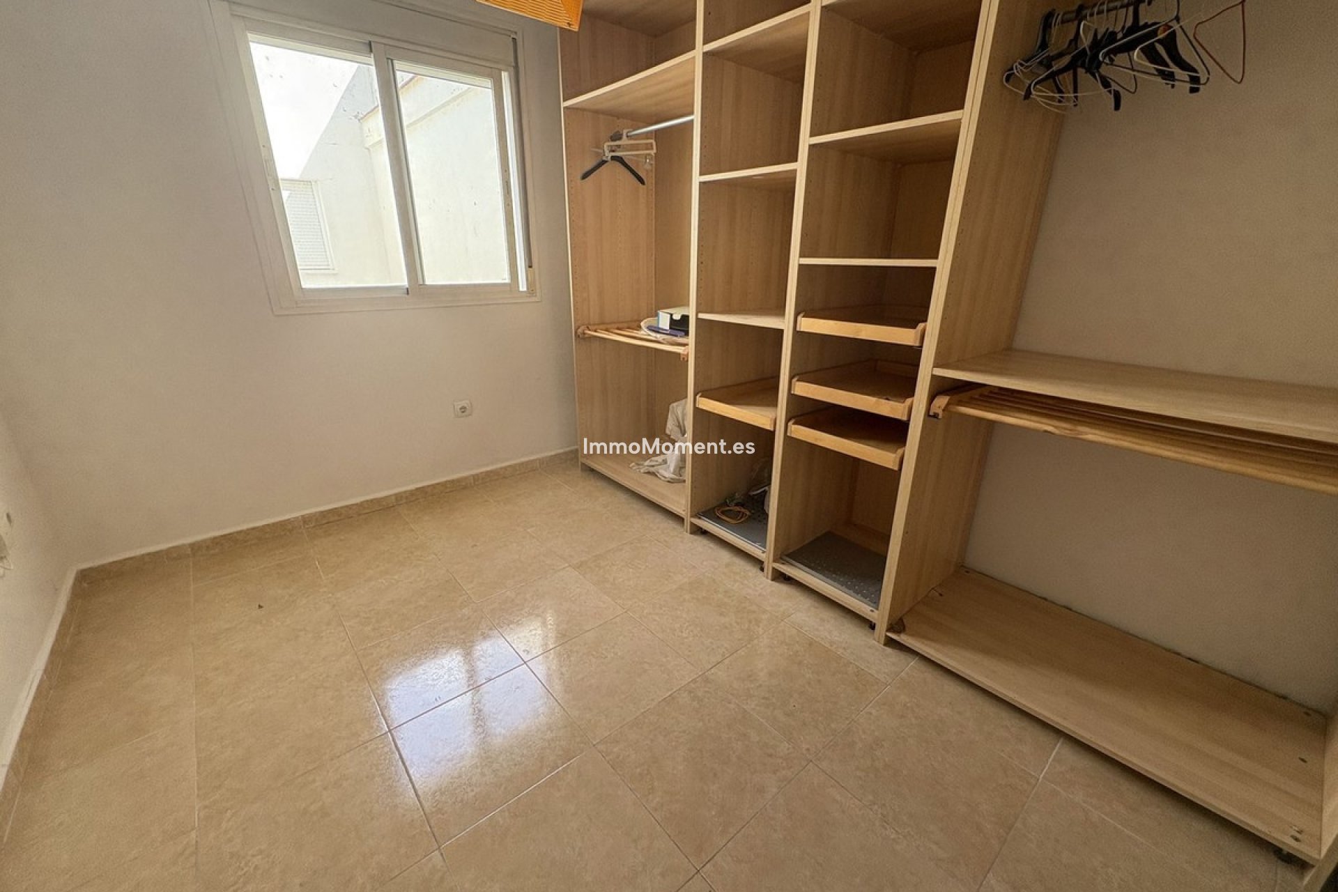 Resale - Apartment - Inland  - Alhaurín el Grande Centro